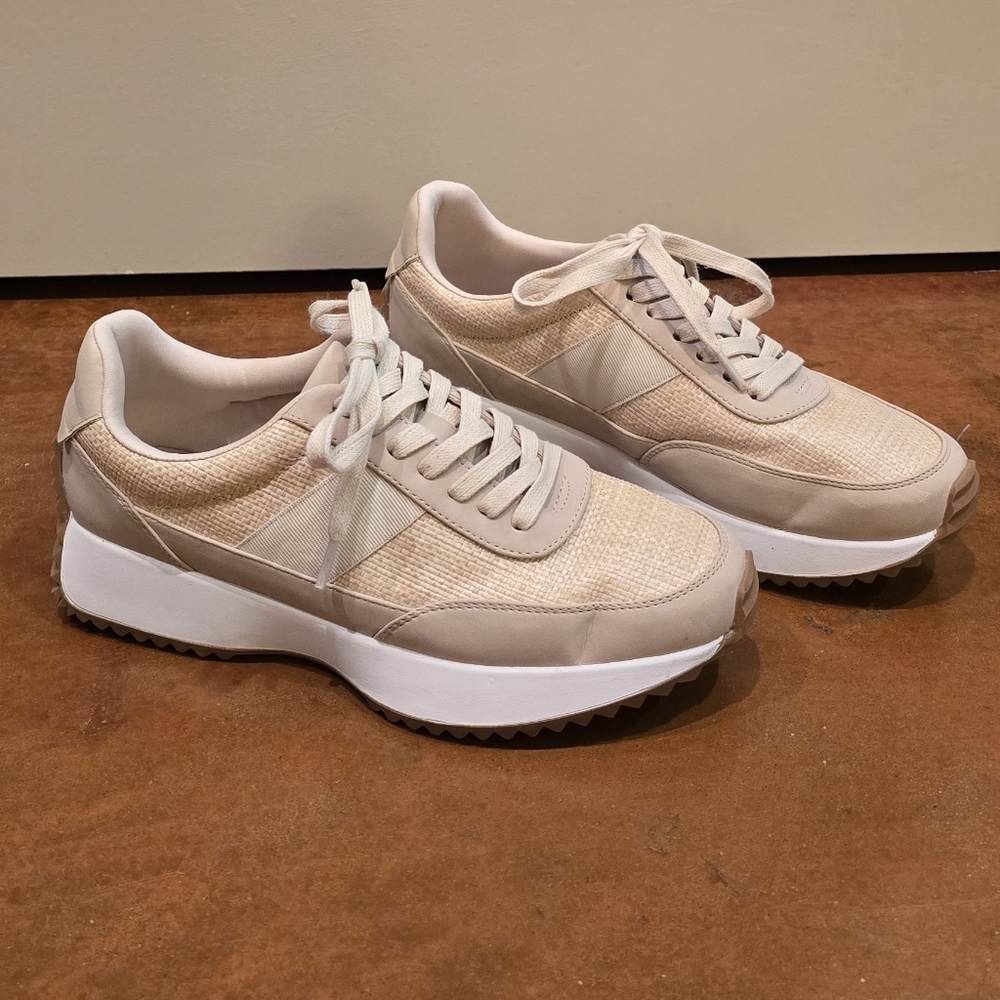 DV Dolce Vita Breela Retro Fashion Sneakers Size 8.5 Women’s